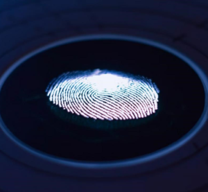 Dlaczego Twoja firma potrzebuje zabezpieczeń biometrycznych?