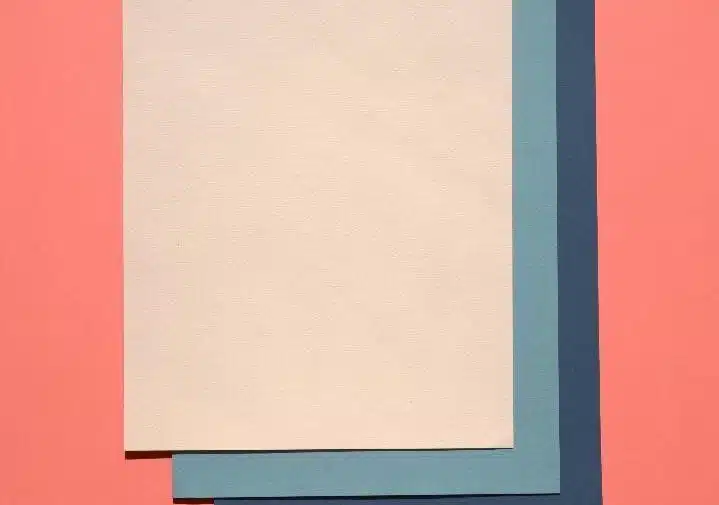 Więcej niż szyld: Dlaczego dibond to materiał nr 1 dla prestiżowej reklamy zewnętrznej?